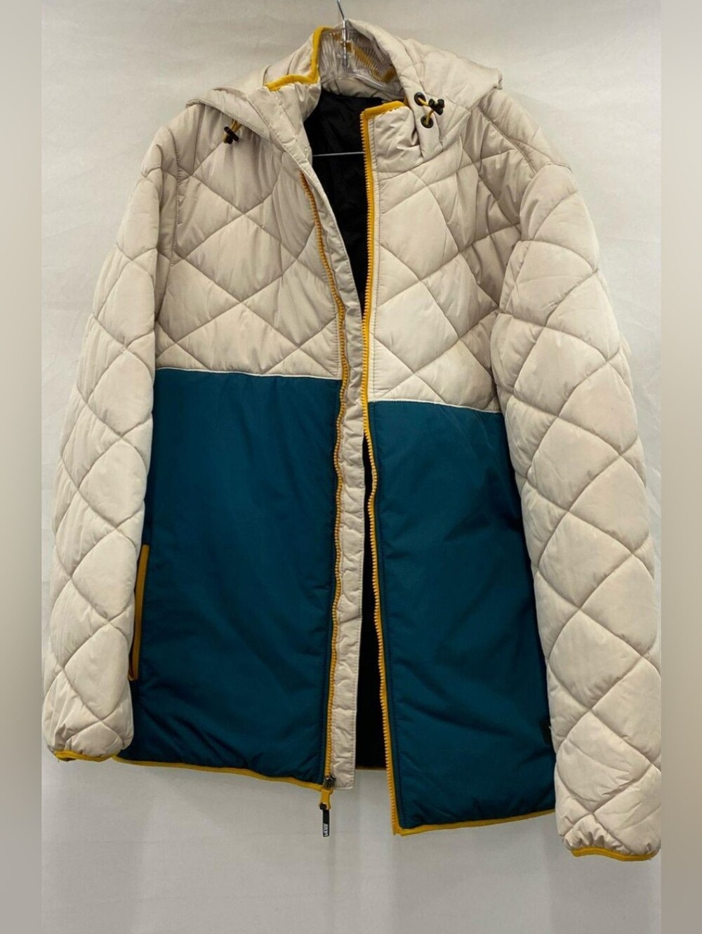 Men's Vans Size Large MTE-1 Colorblock Puffer Jacket Cream/Teal